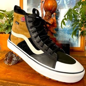 Vans All Weather MTE Boots size 10.5 Black and Brown Suede